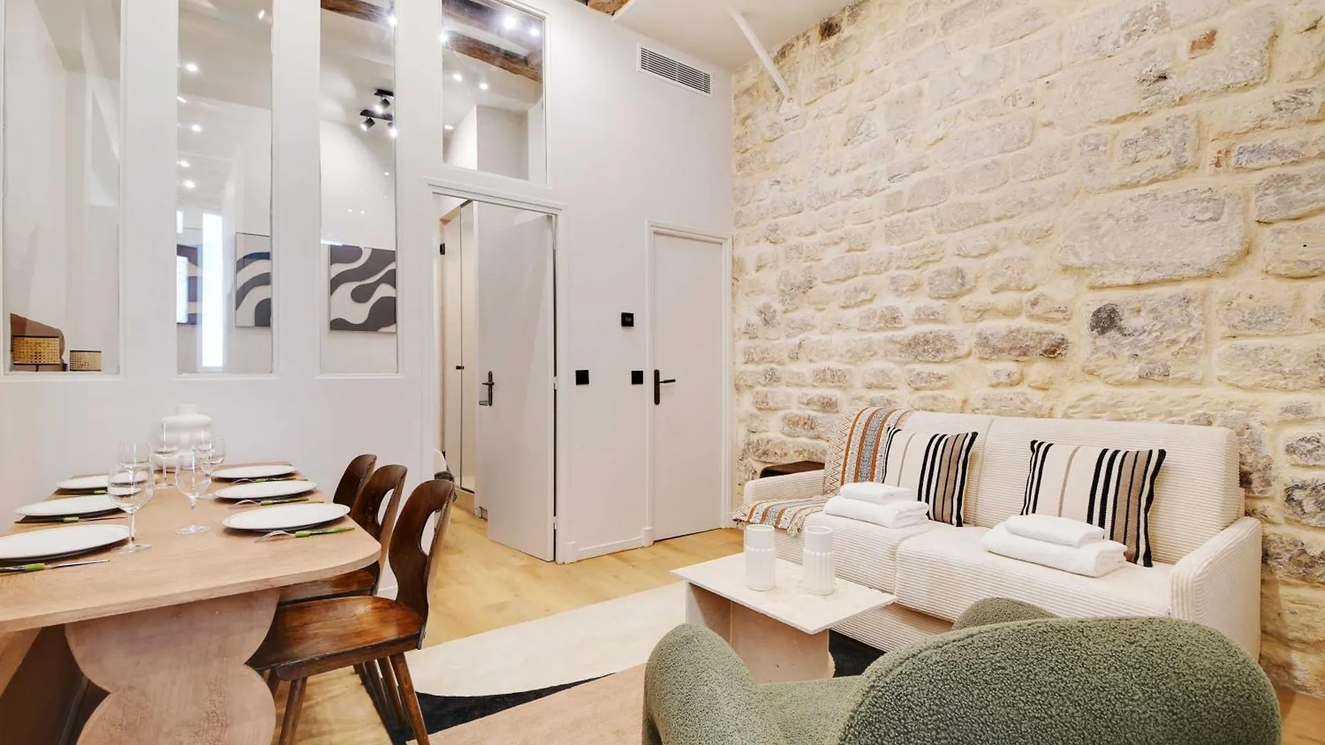 Stunning Residence Rex - Grands Boulevards Paris 0*,  France