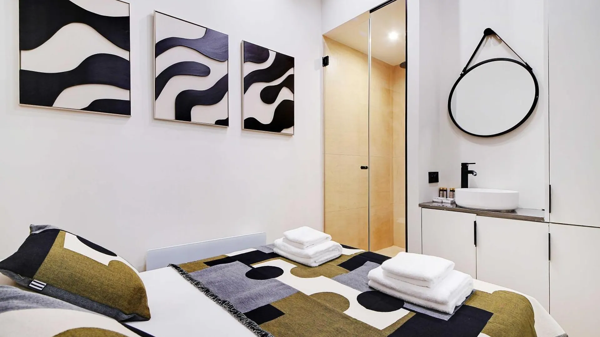 Stunning Residence Rex - Grands Boulevards Paris 0*,  France
